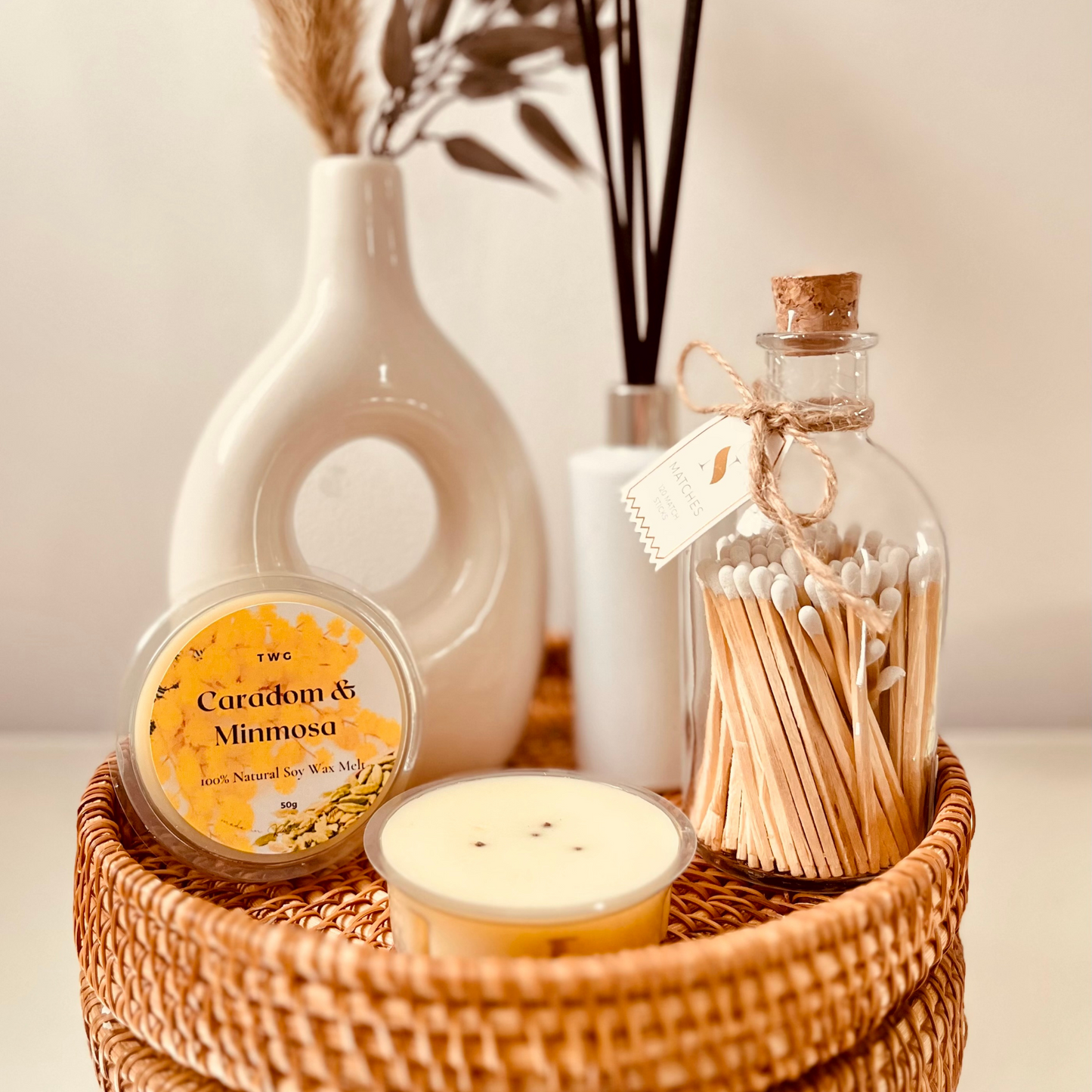 Cardamom & mimosa wax melt