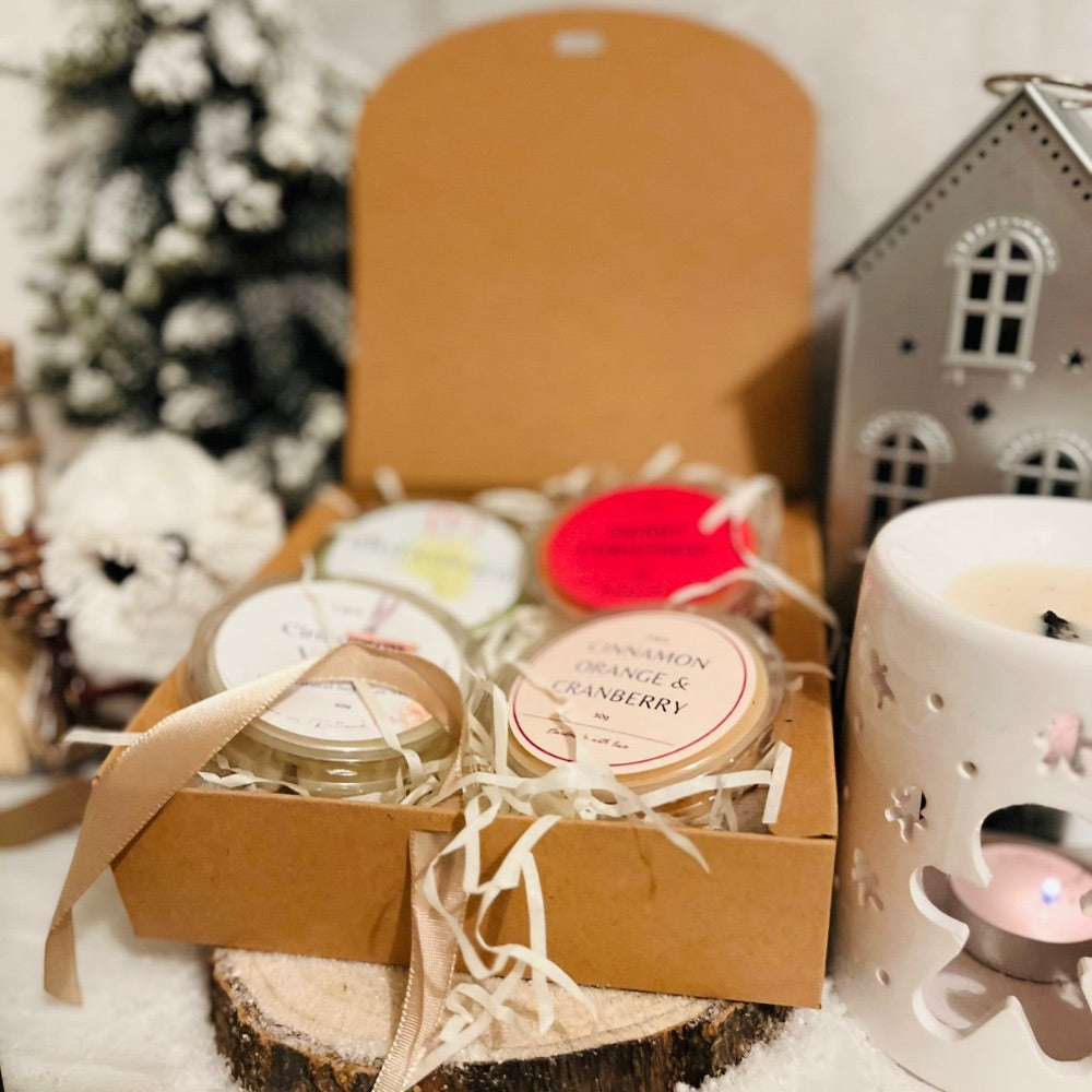 Wax Melt Mini Hamper Box in Christmas Scents